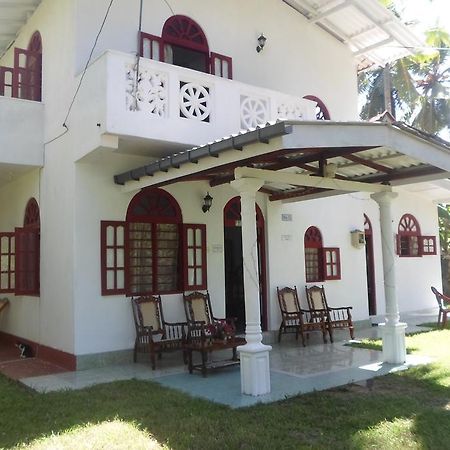 Raj Villa Kumarakanda היקדואה מראה חיצוני תמונה