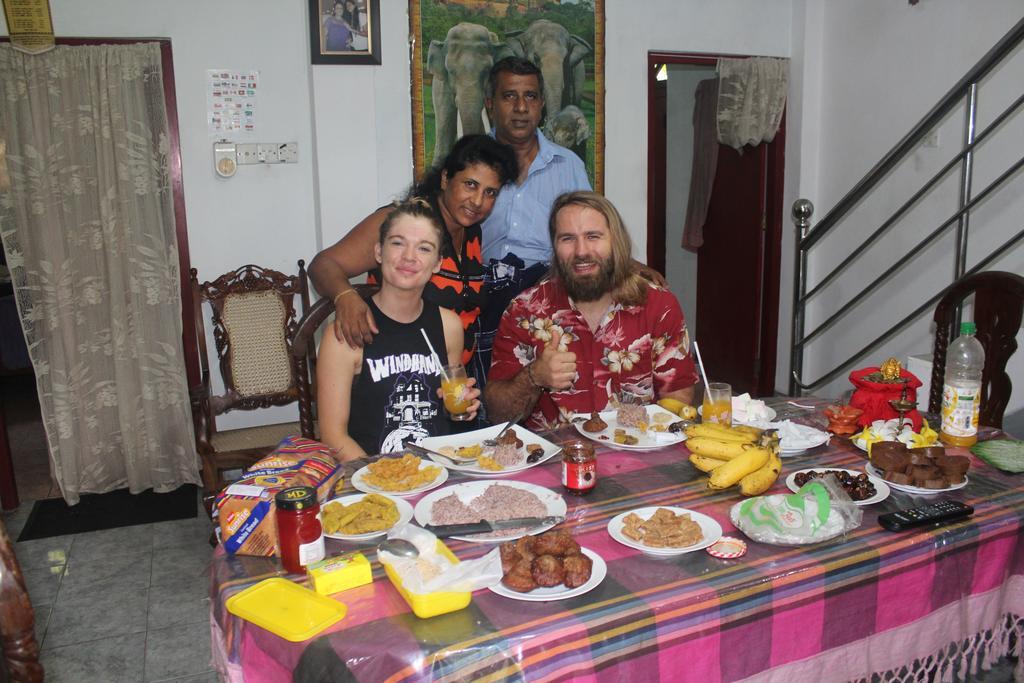 Raj Villa Kumarakanda היקדואה מראה חיצוני תמונה