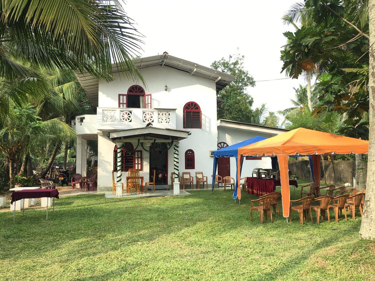 Raj Villa Kumarakanda היקדואה מראה חיצוני תמונה